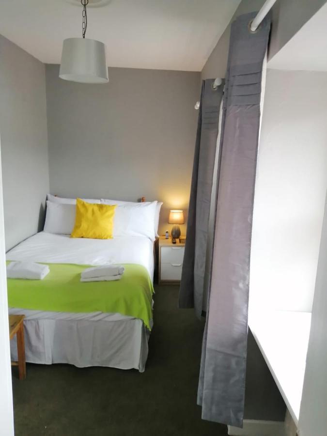 An File Economy Rooms Westport Buitenkant foto